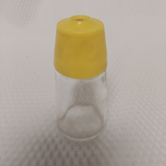 Gemco Toothpick Holder Yellow Top Made in USA 22 B 4 inches tall glass plastic - Picture 3 of 11